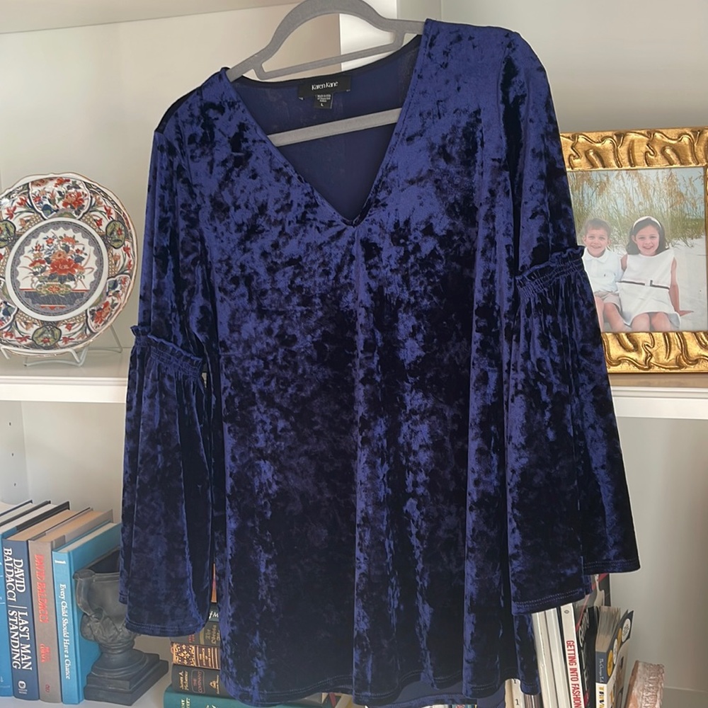Karen Kane velvet bell sleeve top